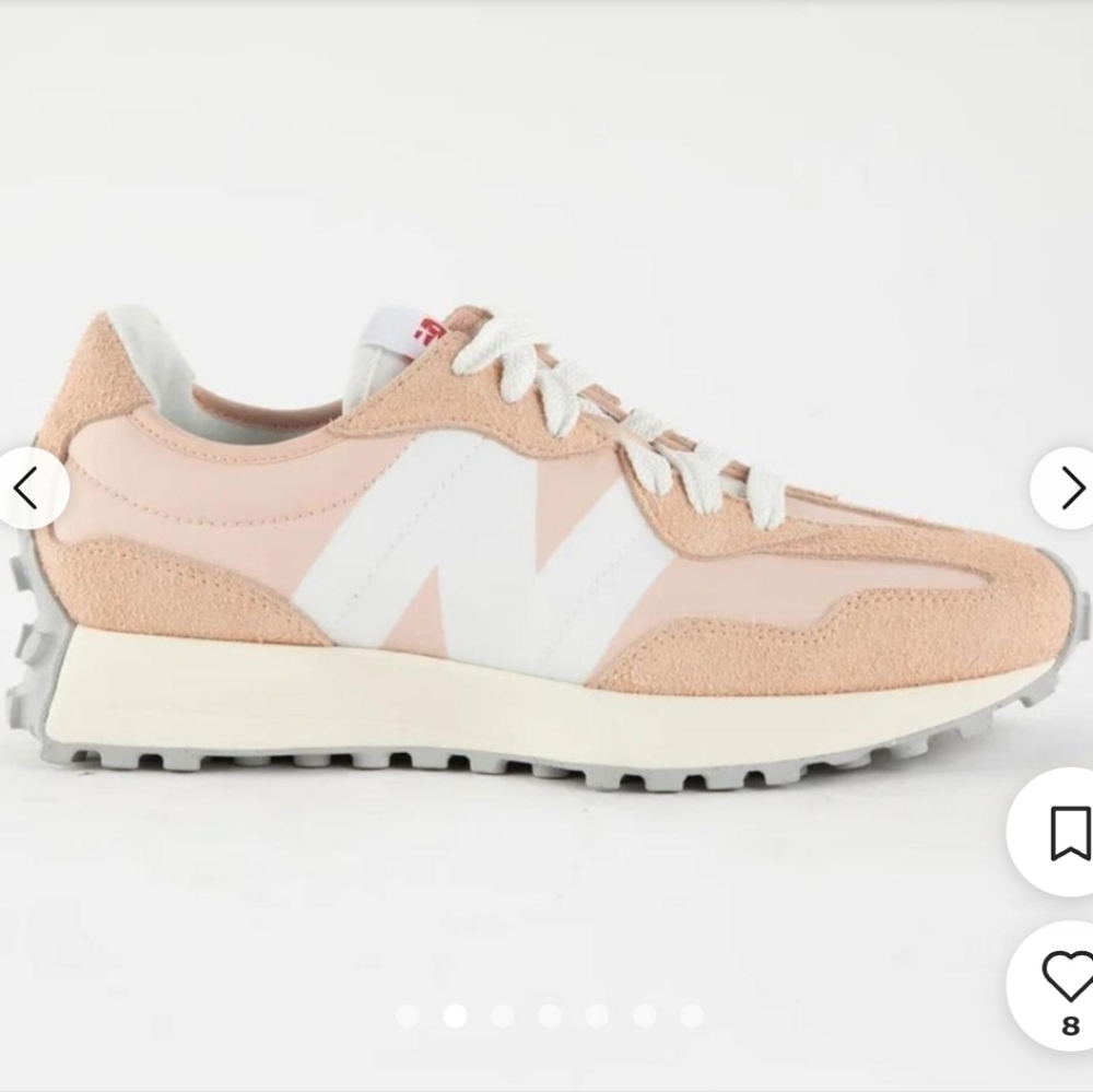 New Balance 327 Womens size 10